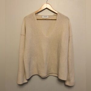 La Ligne  100% cashmere Ribbed Cream V-Neck Sweater
